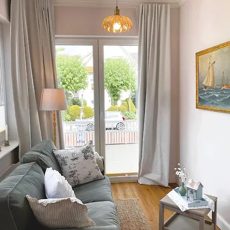 Apartman Johanna App 2 - Maritimes Wohnen In Bester Lage Mit Suedbalkon & Garten