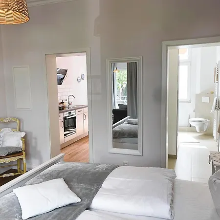 Johanna App 2 - Maritimes Wohnen In Bester Lage Mit Suedbalkon & Garten *